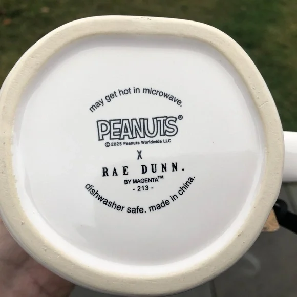 NWT Rae Dunn Peanuts Snoopy "Dream Big" Graduate Graduation Mug - Picture 6 of 6